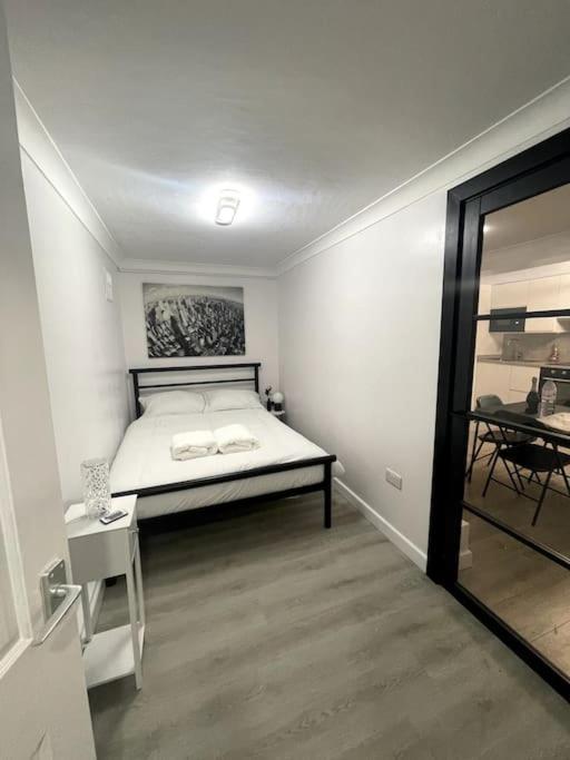 Apartment Dartford Delight
